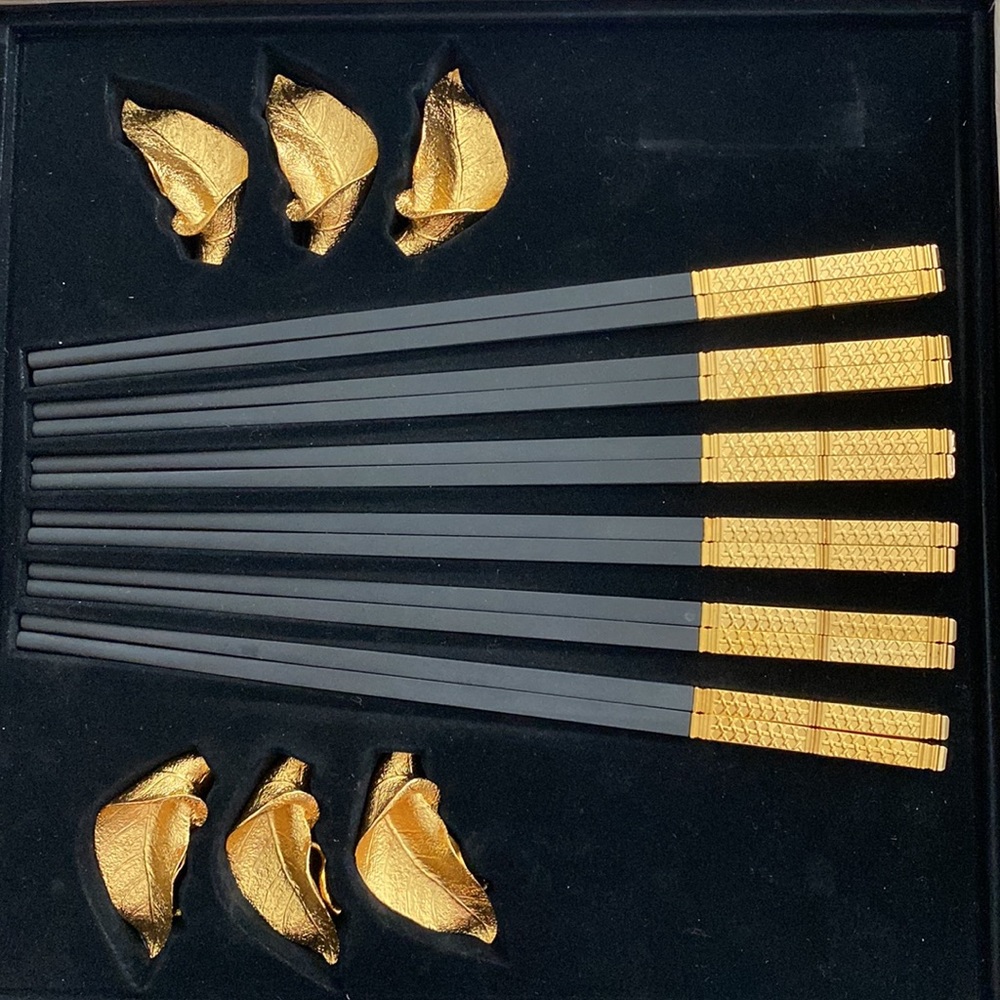 Risis Fine Polycarbonate Chopsticks Crowned w/ 24k Gold Plated Caps and Rests
